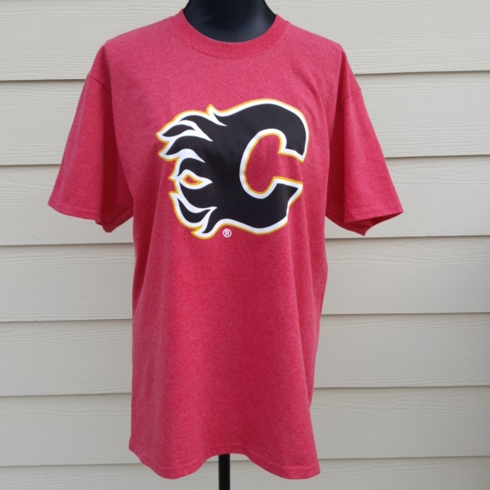 3/$30💥 Calgary Flames Large Logo Unisex Bud T-shirt (L)